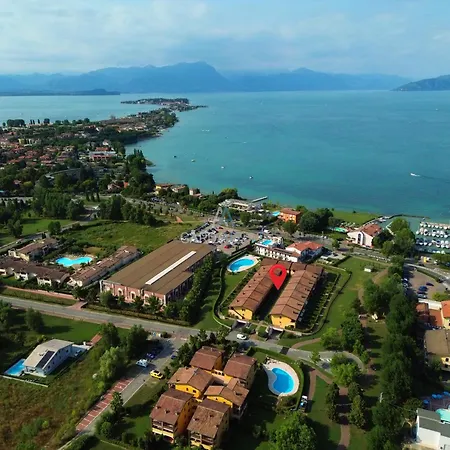 Topazio - Vista Piscina A 150m Dal Appartement