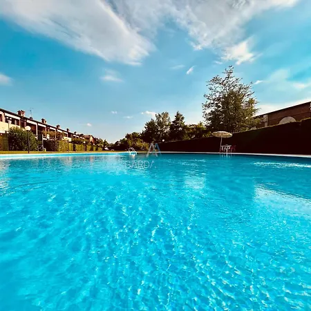Topazio - Vista Piscina A 150m Dal Appartement Sirmione